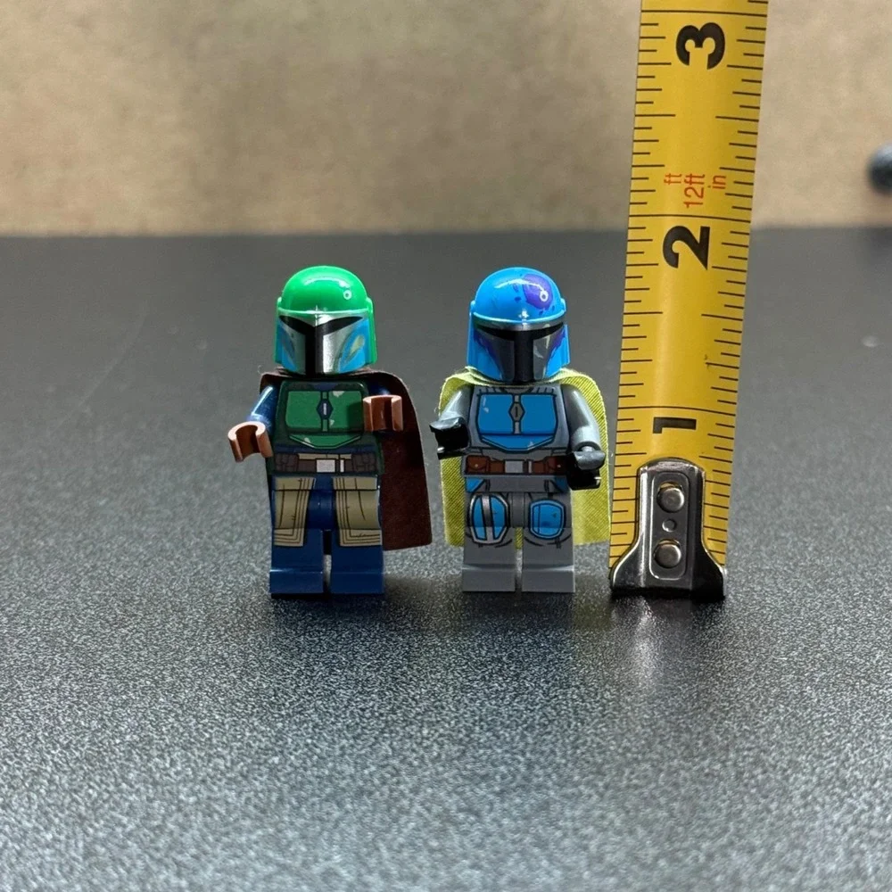 2 Lego Stars Wars Mandalorian Tribe Warrior Mini Figures blue and green